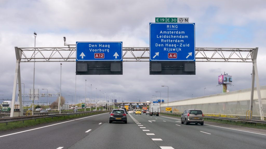 The,Hague,,Netherlands,-,Apr,22,,2015:,Traffic,And,Route